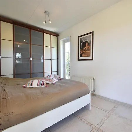 Robinie Holiday home