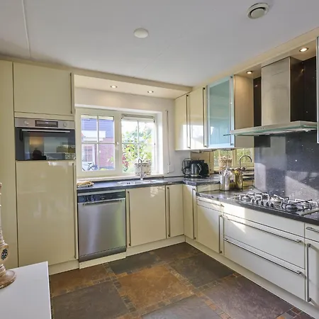 Robinie * Oude-Tonge