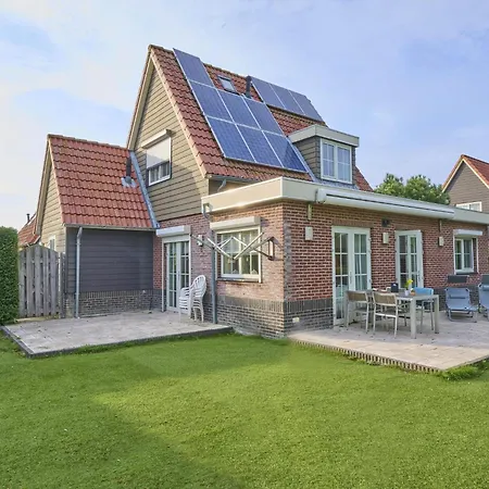 Feriehus Robinie Oude-Tonge